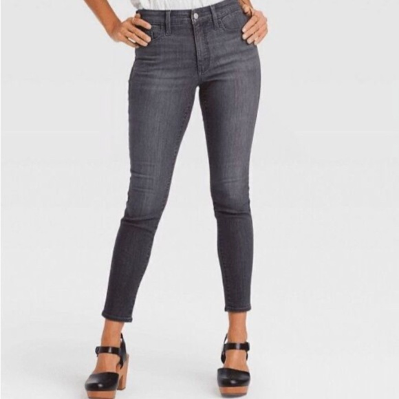 Women's High-Rise Skinny Jeans - Universal Thread Sulphur new with tags size 18 - Picture 1 of 11